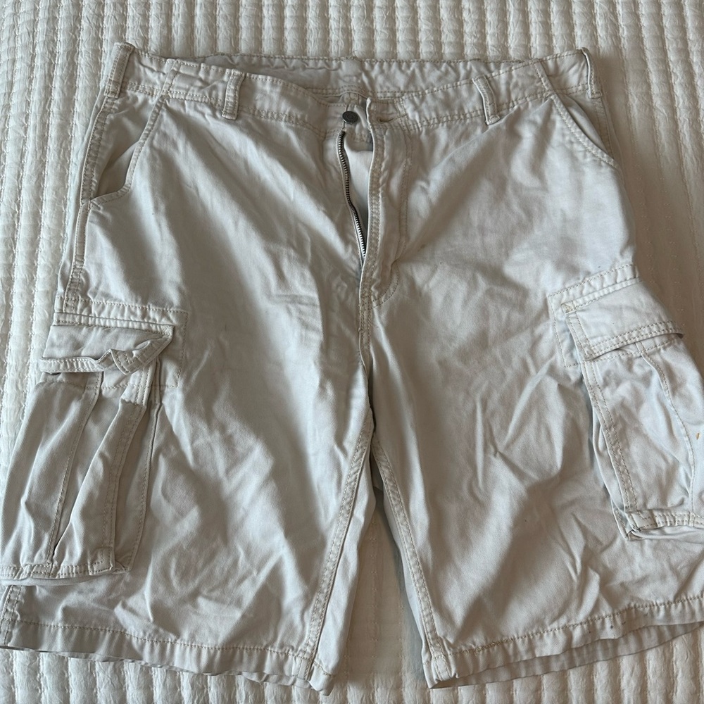 Levi’s cargo shorts